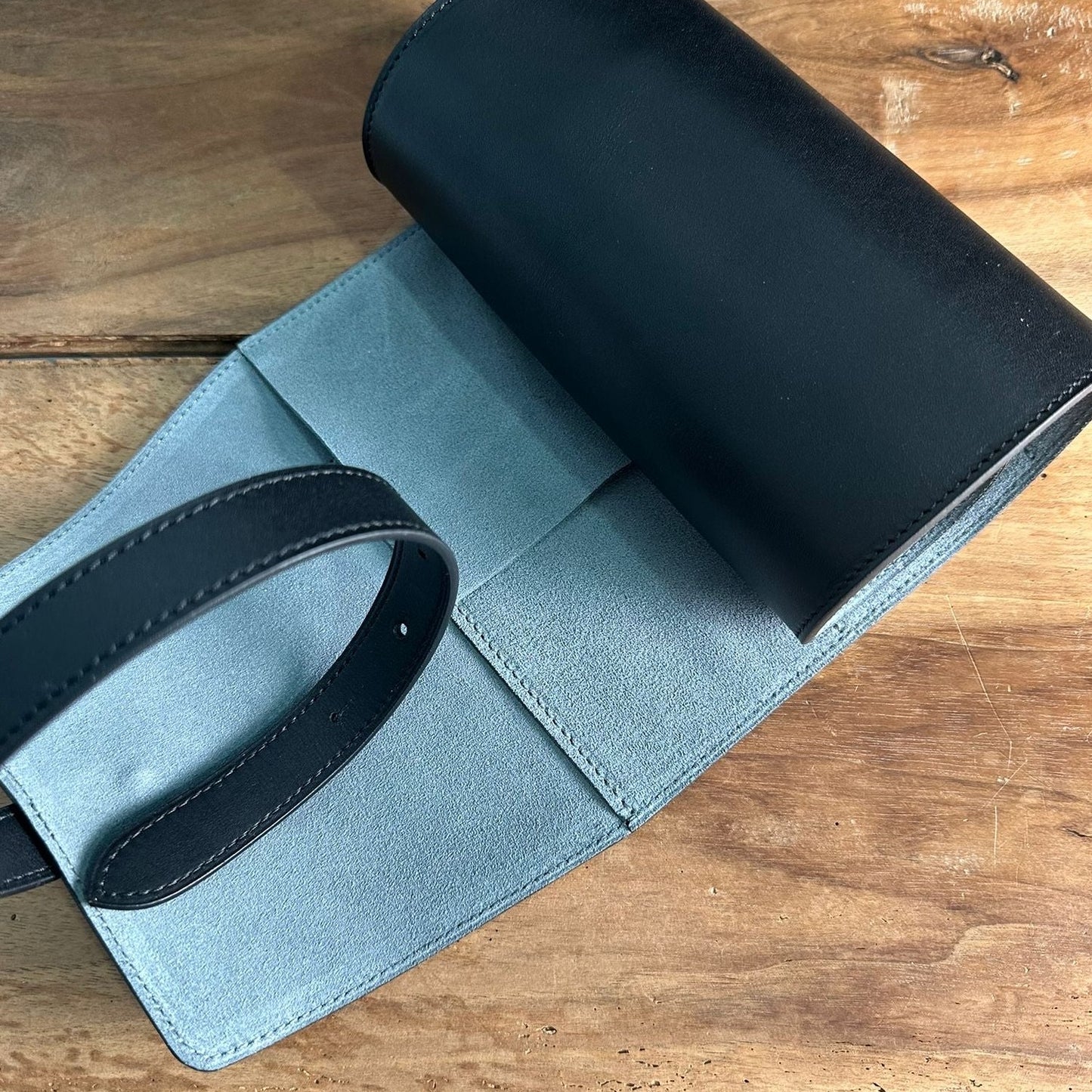 6 Watch Case in black Calf sellier leather