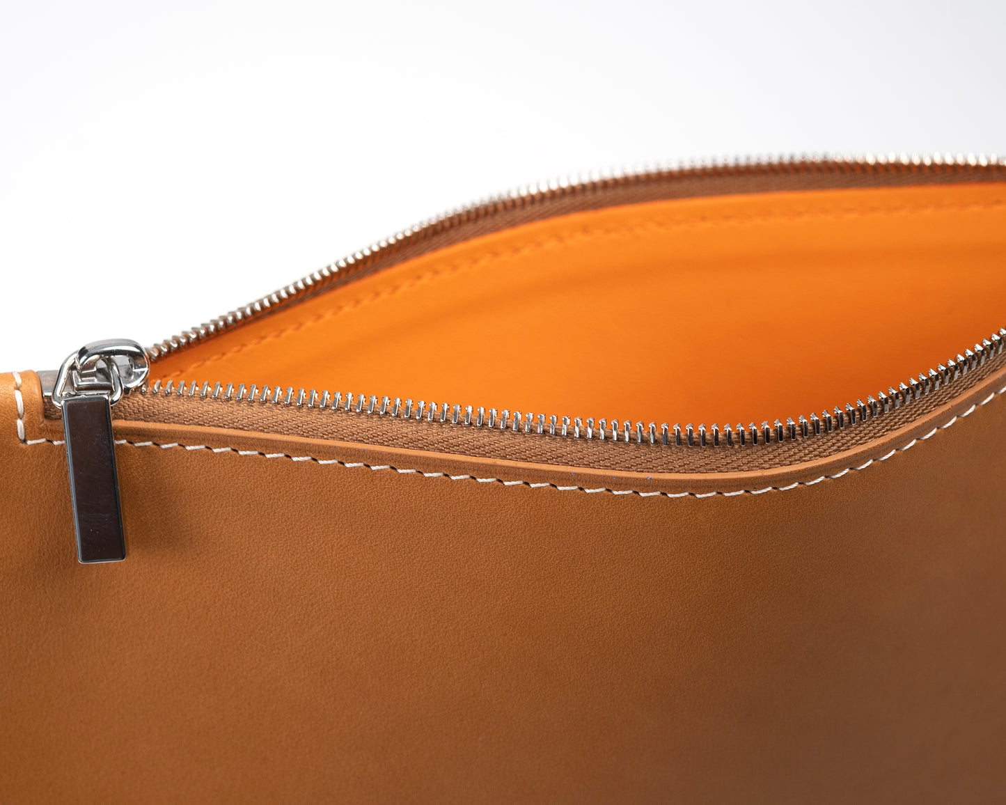 City pouch in Calf sellier