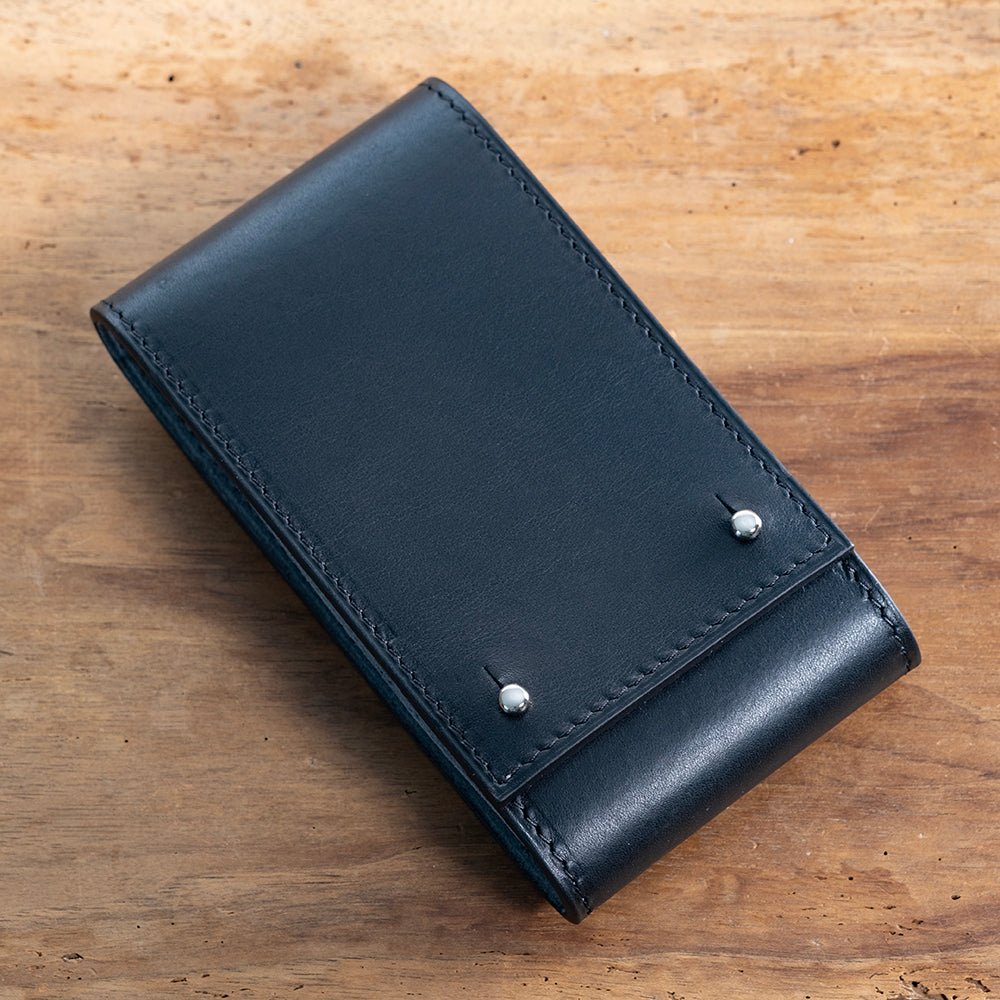 Etui une montre veau sellier noir (variante couleur intérieur ) - Atelier romane