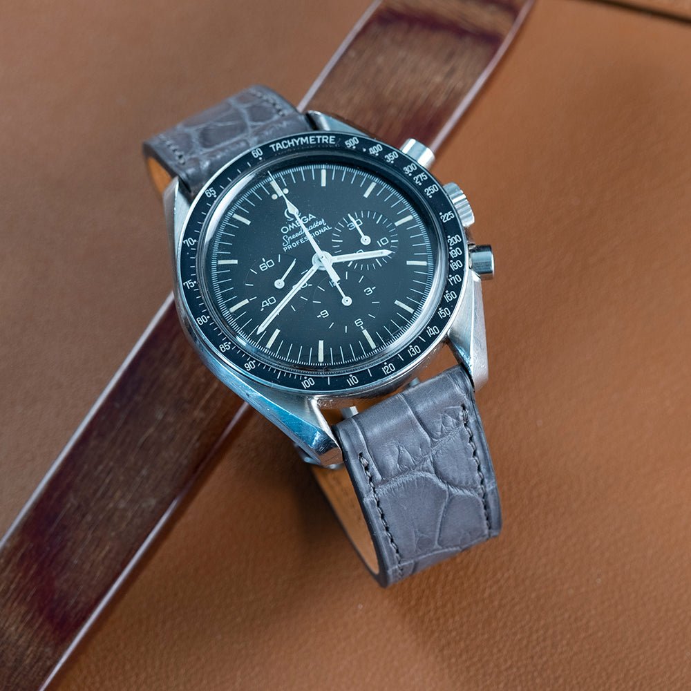 Speedmaster on sale alligator strap