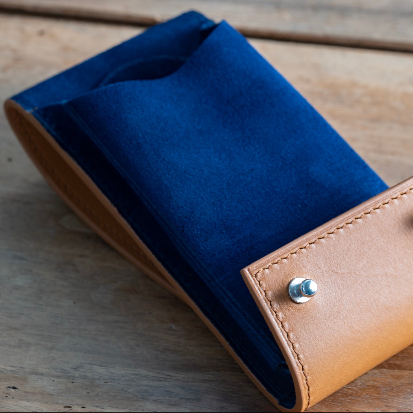 Etui une montre veau sellier naturel