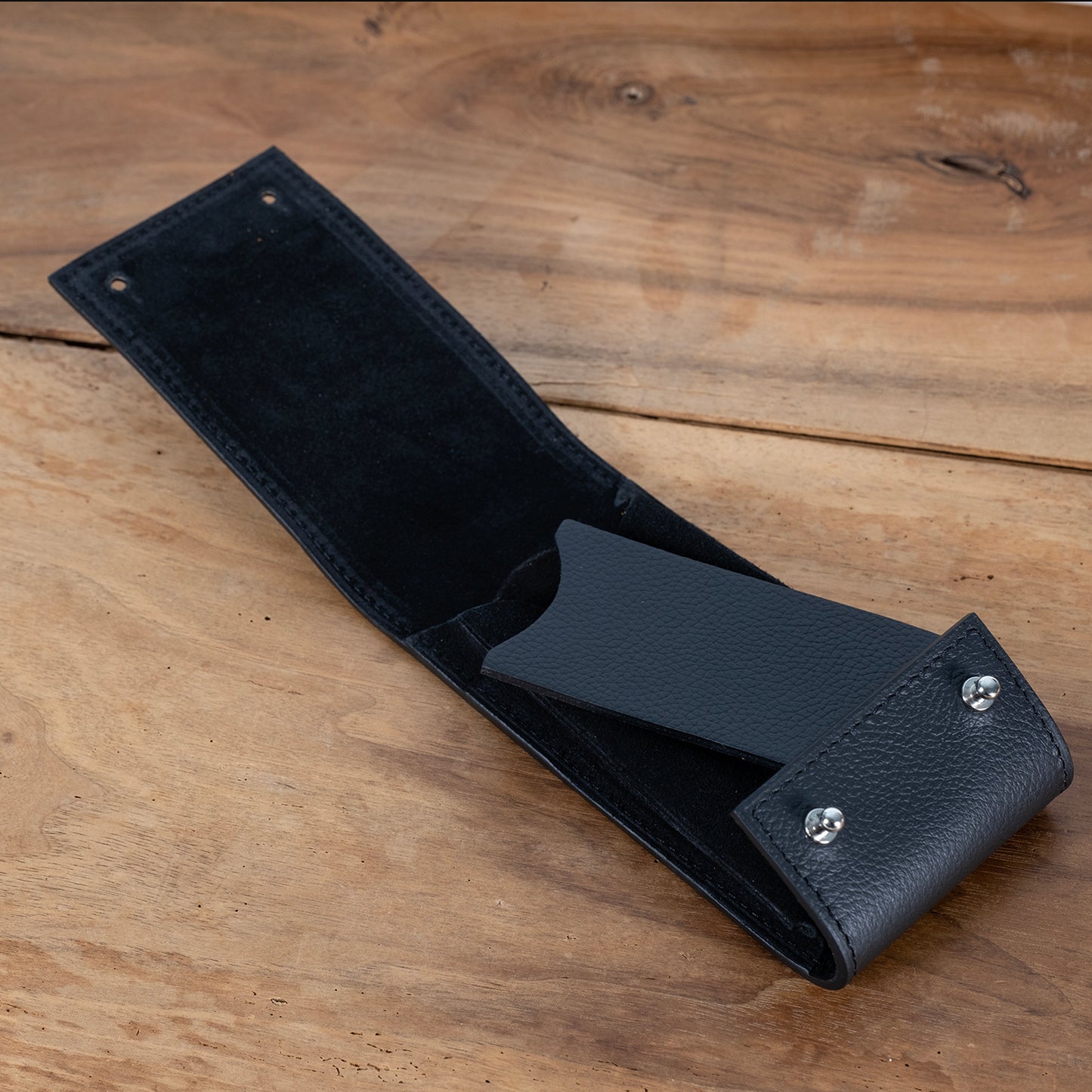 Etui une montre veau grainé noir