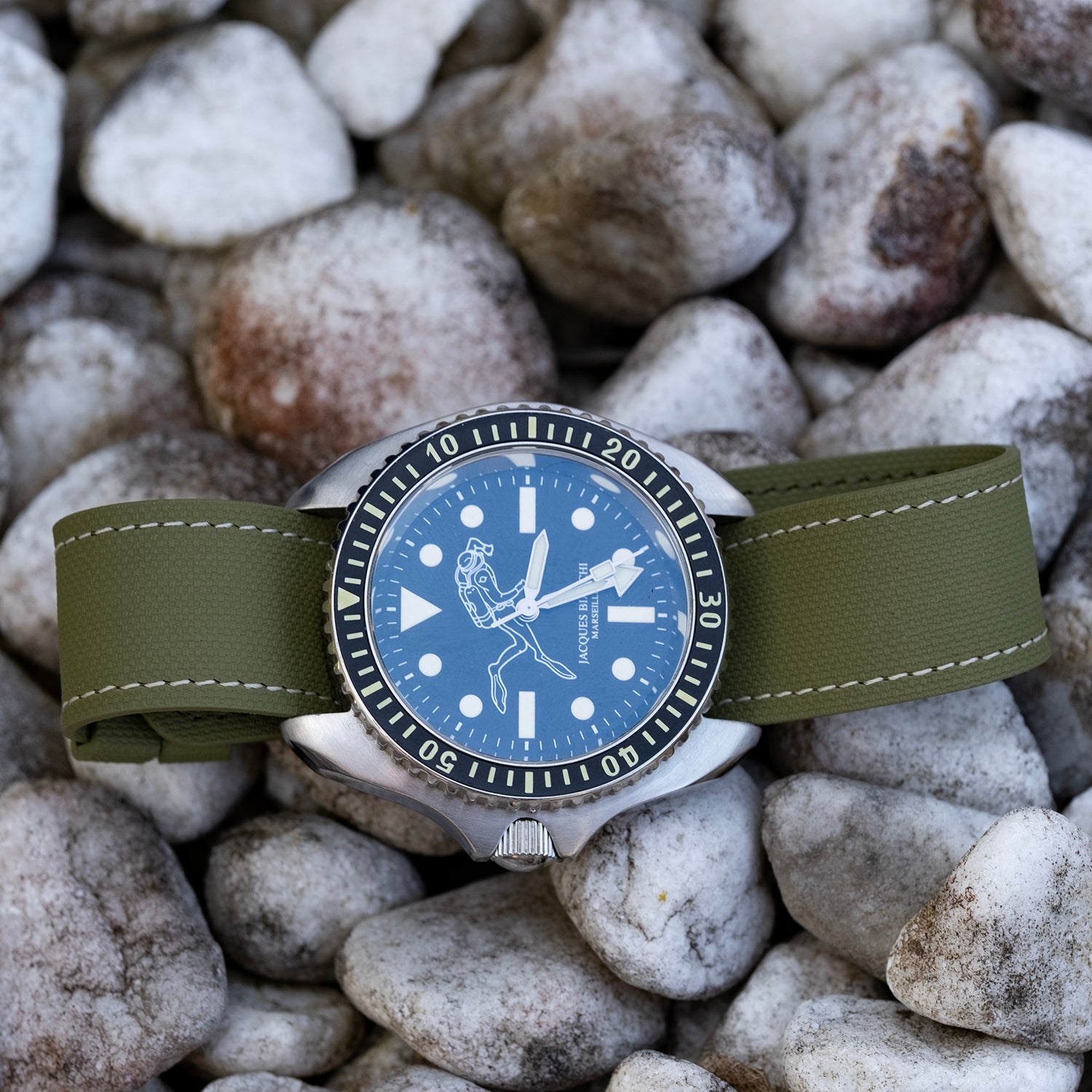 Bracelet une pièce fkm rubber Kaki couture crème