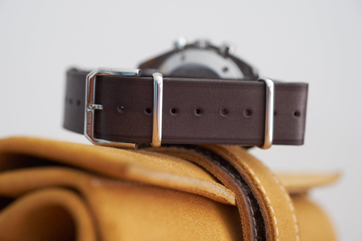 Bracelet Nato chocolat - Atelier romane