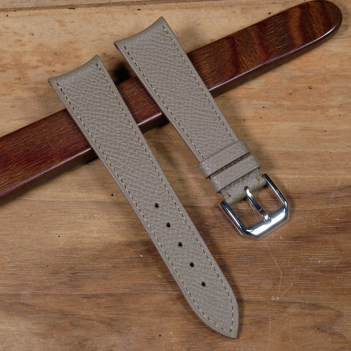 Watch Strap taupe Calf grained curved handle - Atelier romane
